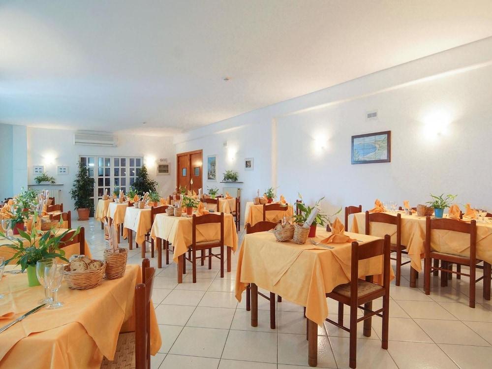Hotel La Luna Ischia Exteriör bild