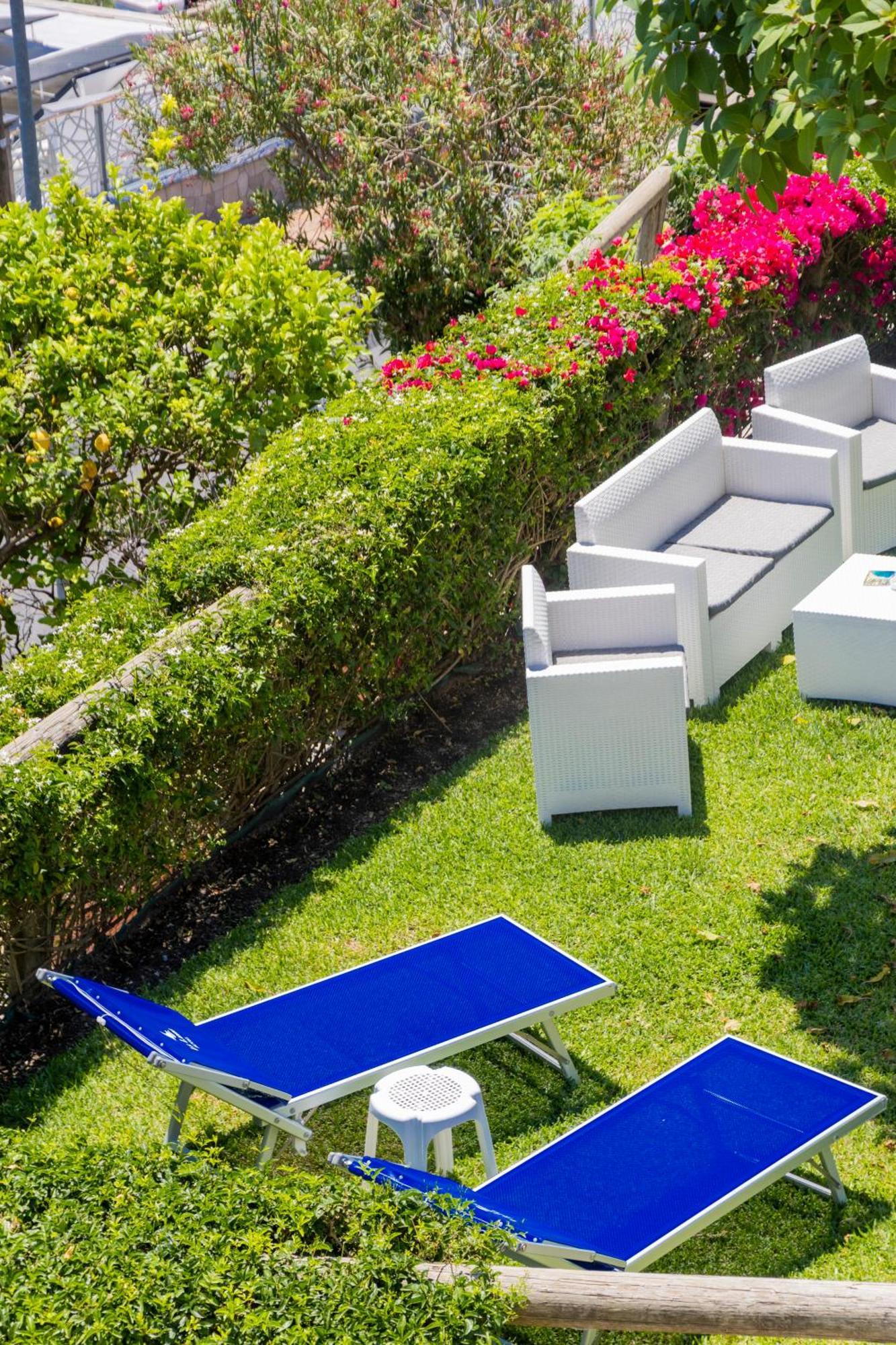 Hotel La Luna Ischia Exteriör bild