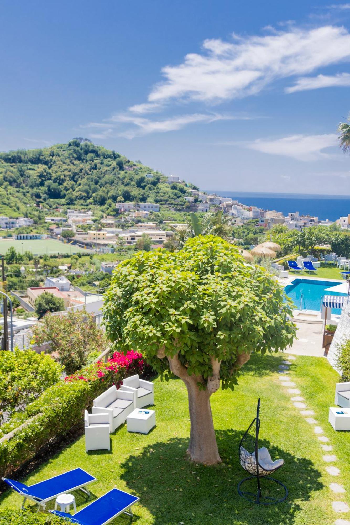 Hotel La Luna Ischia Exteriör bild